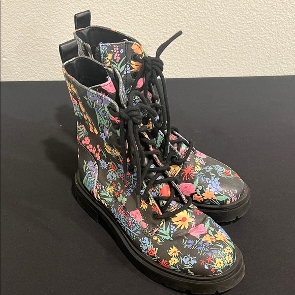 No Boundaries Shoes - No Boundaries Black Floral Boots